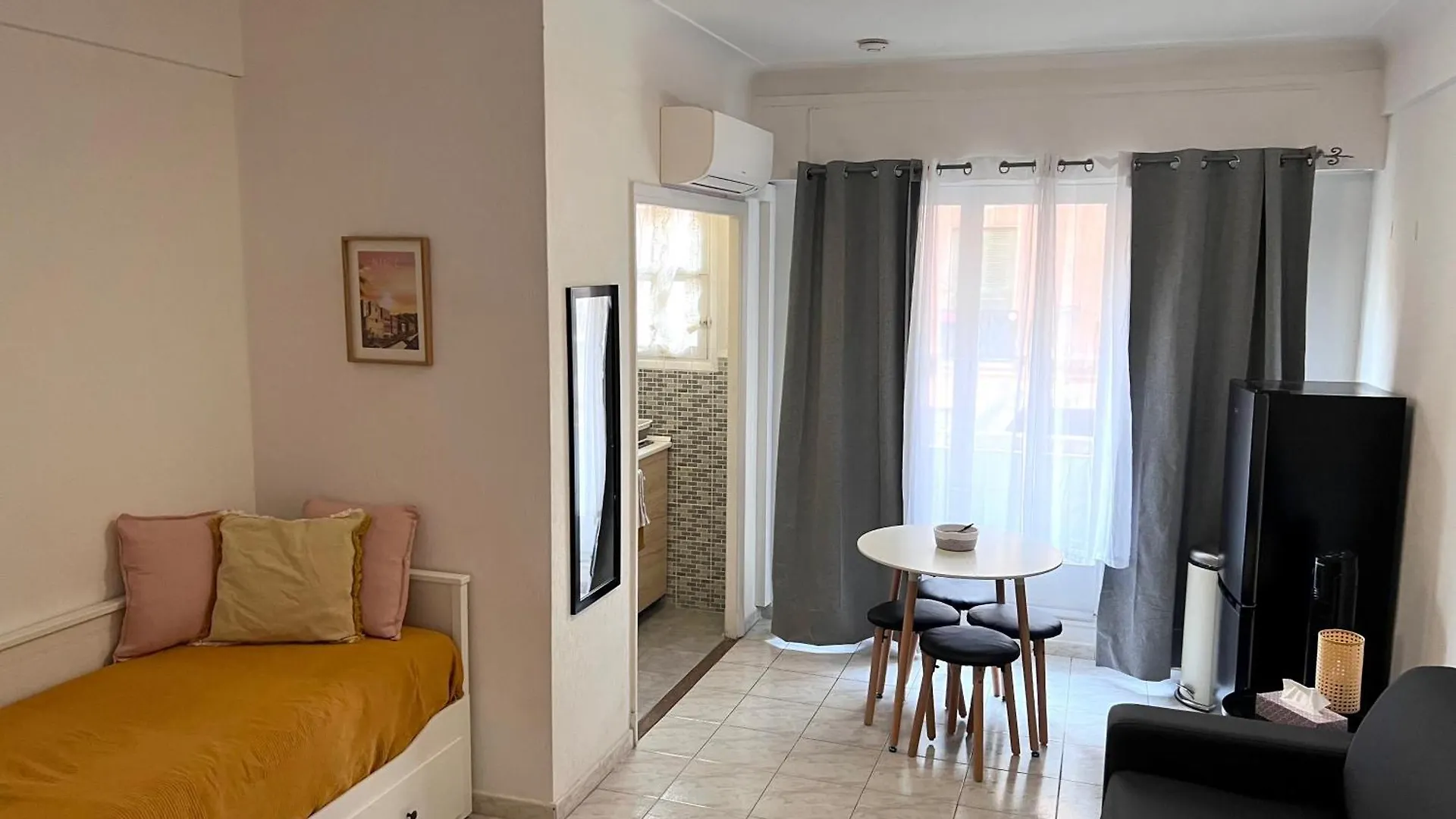 Apartment Fully Equipped Apt For 3, Near Negresco Nice France